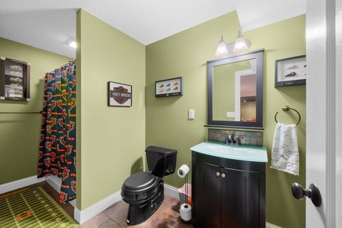 Tiny photo for 4220 E 48TH Street, Davenport, IA 52807 (MLS # 12574520)