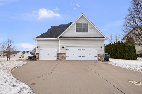 Tiny photo for 4220 E 48TH Street, Davenport, IA 52807 (MLS # 12574520)