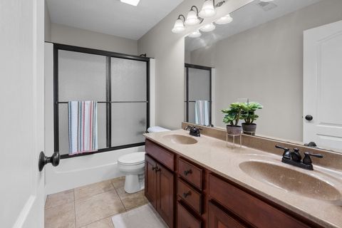 Tiny photo for 4220 E 48TH Street, Davenport, IA 52807 (MLS # 12574520)