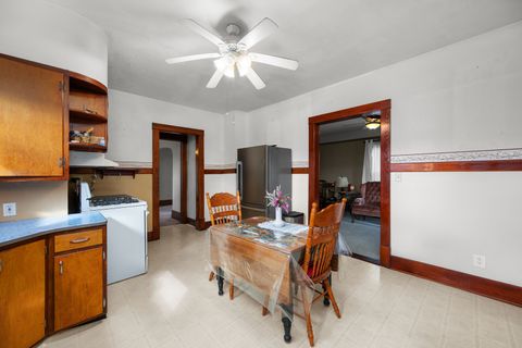 Tiny photo for 817 Grant Street, Bettendorf, IA 52722 (MLS # 12586911)