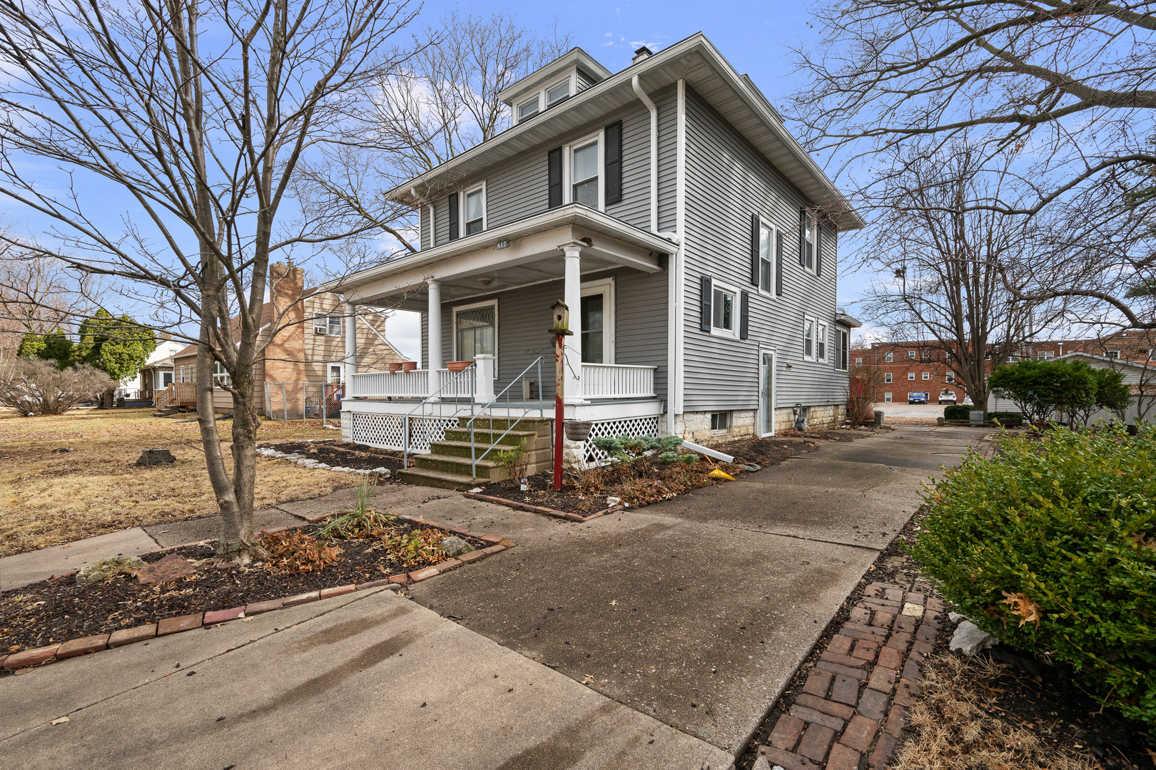 817 Grant Street