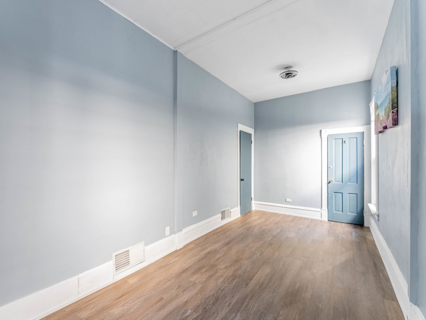 7041 S Throop Street