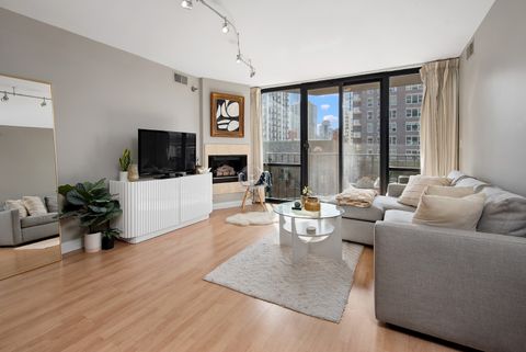 Tiny photo for 1309 N Wells Street #506, Chicago, IL 60610 (MLS # 12519906)