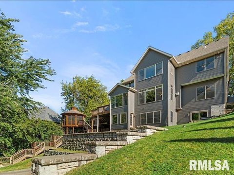 Tiny photo for 6800 RIDGES Court, Bettendorf, IA 52722 (MLS # QC4267350)