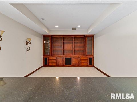 Tiny photo for 6800 RIDGES Court, Bettendorf, IA 52722 (MLS # QC4267350)