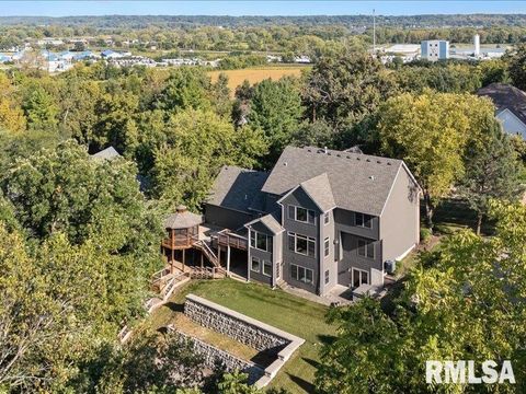 Tiny photo for 6800 RIDGES Court, Bettendorf, IA 52722 (MLS # QC4267350)