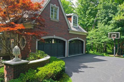 Tiny photo for 546 Lakeland Drive, Lake Bluff, IL 60044 (MLS # 12419465)