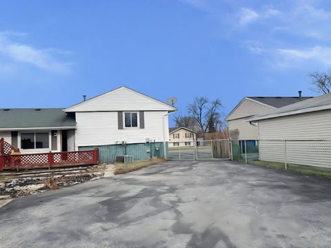 Tiny photo for 202 E Rose Street, Glenwood, IL 60425 (MLS # 12595292)