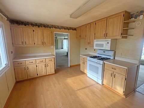 Tiny photo for 202 E Rose Street, Glenwood, IL 60425 (MLS # 12595292)