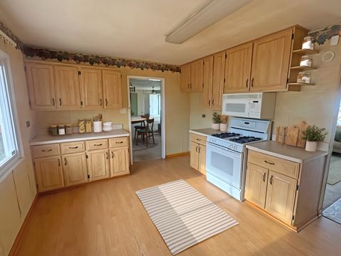 Tiny photo for 202 E Rose Street, Glenwood, IL 60425 (MLS # 12595292)