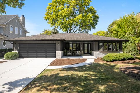 Photo of 1405 N West Street, Naperville, IL 60563 (MLS # 12484450)