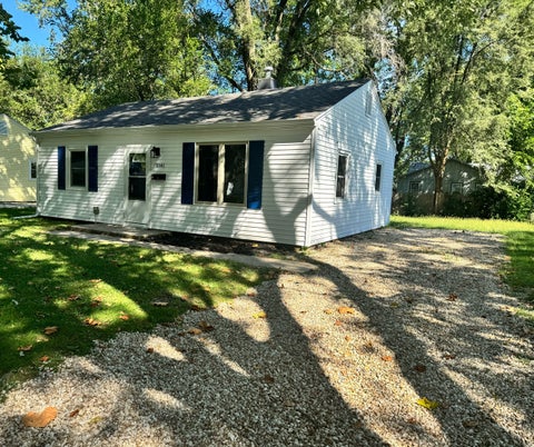 Photo of 1041 Eastview Drive, Rantoul, IL 61866 (MLS # 12659343)