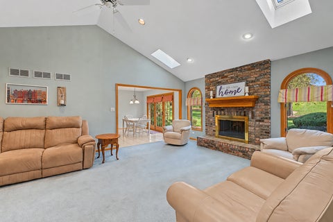 Tiny photo for 22001 Oakton Avenue, Frankfort, IL 60423 (MLS # 12793428)