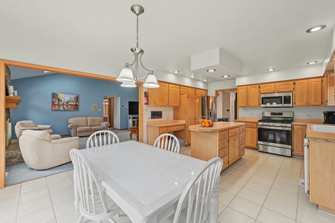 Tiny photo for 22001 Oakton Avenue, Frankfort, IL 60423 (MLS # 12793428)