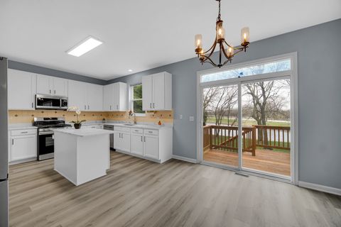 Tiny photo for 984 Ashbrook Circle, Bolingbrook, IL 60440 (MLS # 12608002)