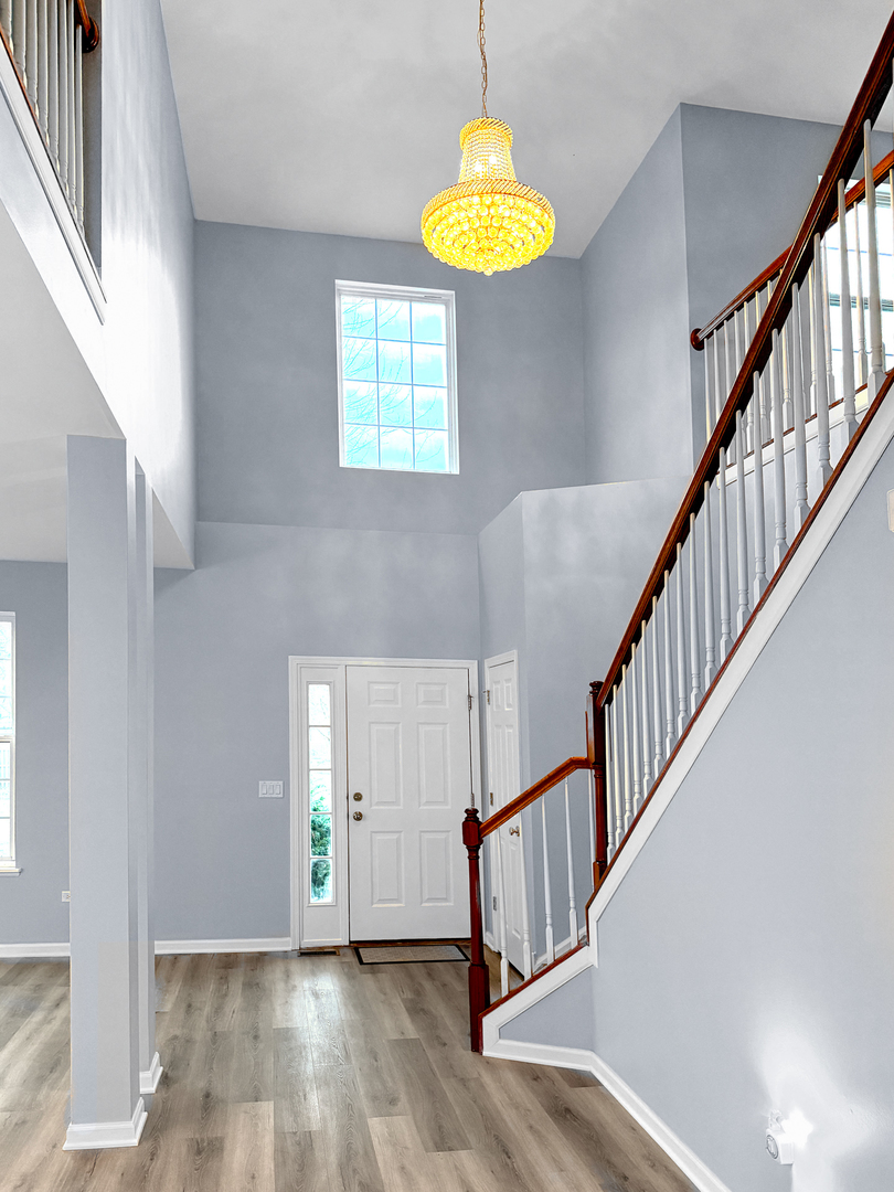 984 Ashbrook Circle