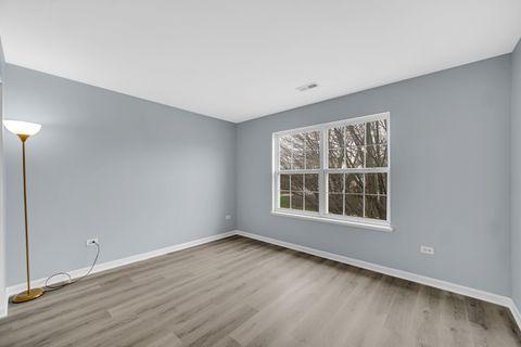 Tiny photo for 984 Ashbrook Circle, Bolingbrook, IL 60440 (MLS # 12608002)
