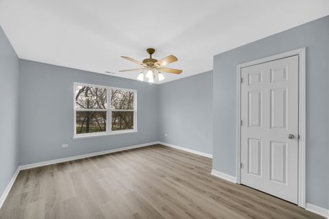 Tiny photo for 984 Ashbrook Circle, Bolingbrook, IL 60440 (MLS # 12608002)