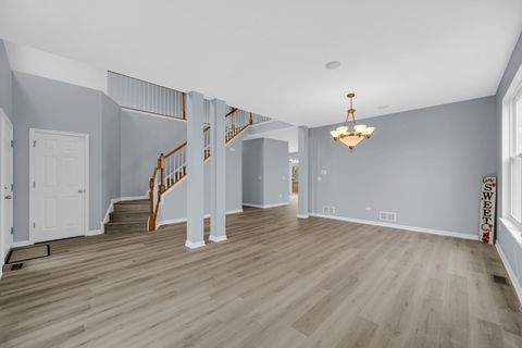 Tiny photo for 984 Ashbrook Circle, Bolingbrook, IL 60440 (MLS # 12608002)