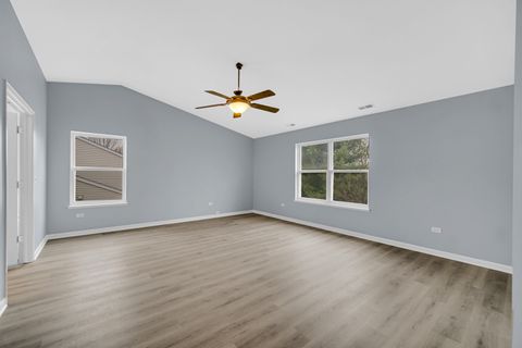 Tiny photo for 984 Ashbrook Circle, Bolingbrook, IL 60440 (MLS # 12608002)