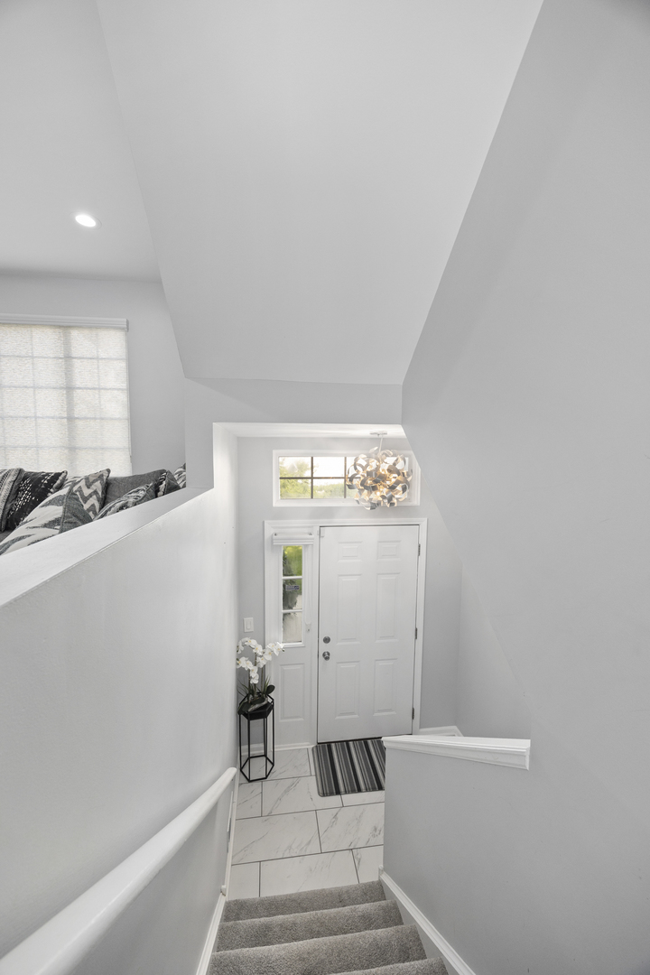 9411 N harrison Street