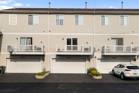 Tiny photo for 9411 N harrison Street, Des Plaines, IL 60016 (MLS # 12486367)