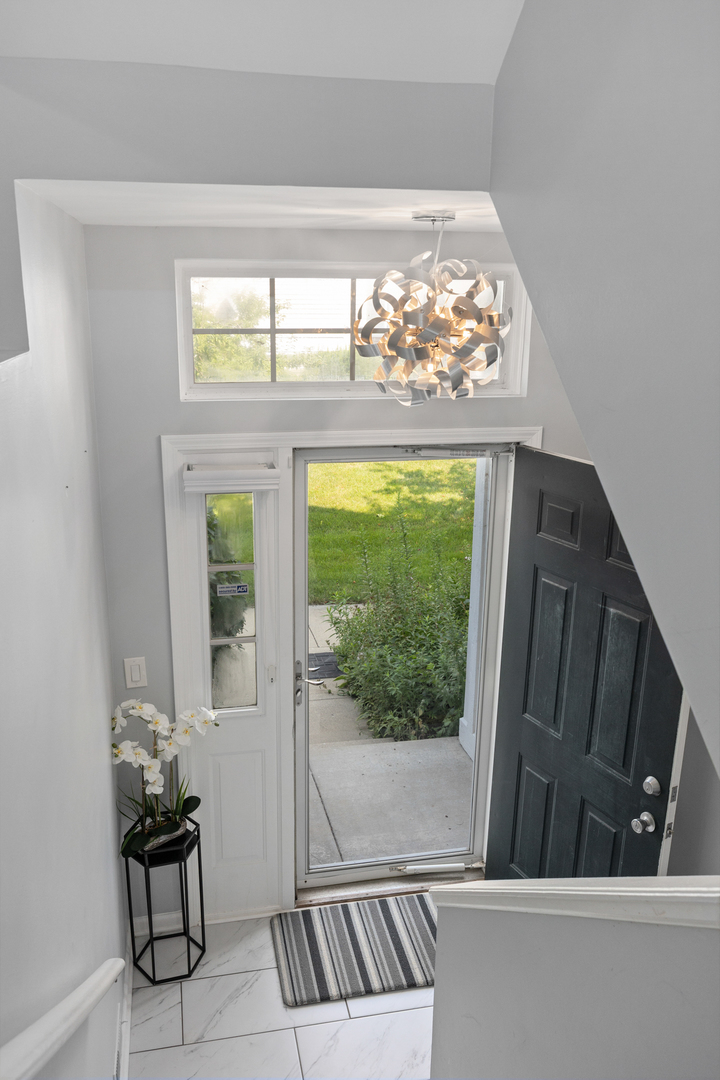 9411 N harrison Street