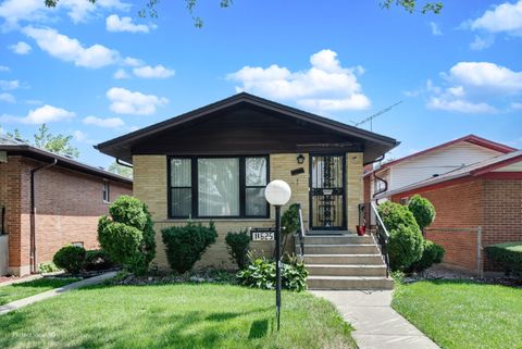 Photo of 11625 S Laflin Street, Chicago, IL 60643 (MLS # 12488174)