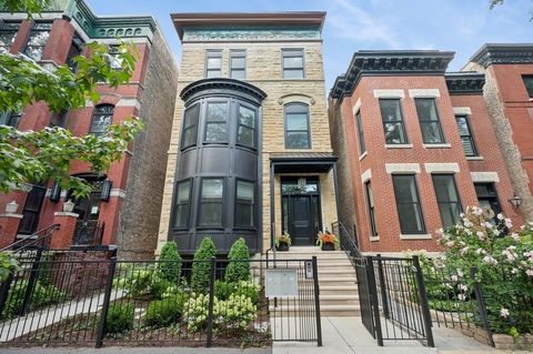 Tiny photo for 2136 N Cleveland Avenue #2, Chicago, IL 60614 (MLS # 12552189)