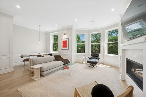 Tiny photo for 2136 N Cleveland Avenue #2, Chicago, IL 60614 (MLS # 12552189)