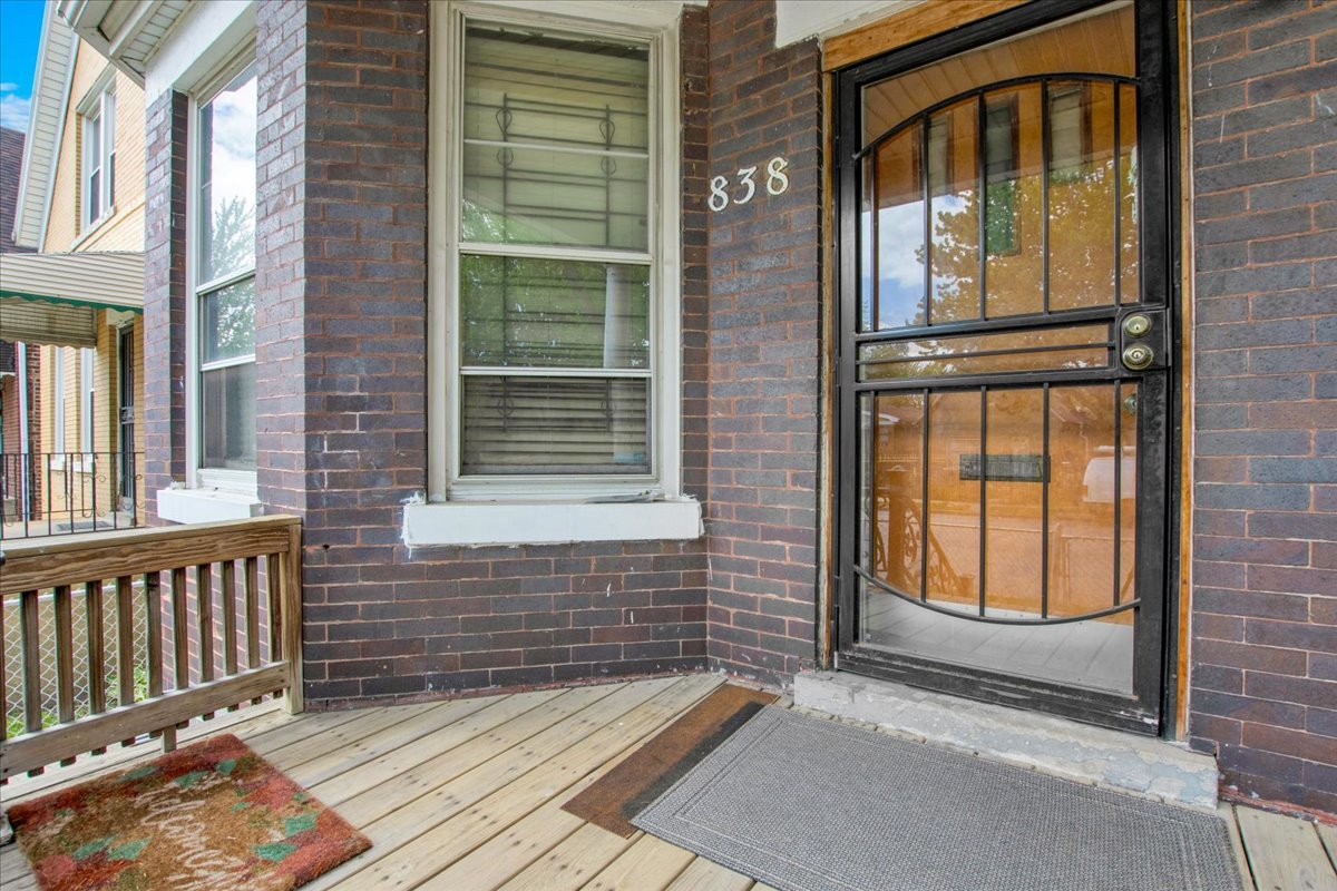 838 N Homan Avenue