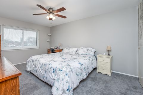 Tiny photo for 7315 Winthrop Way #6, Downers Grove, IL 60516 (MLS # 12502372)