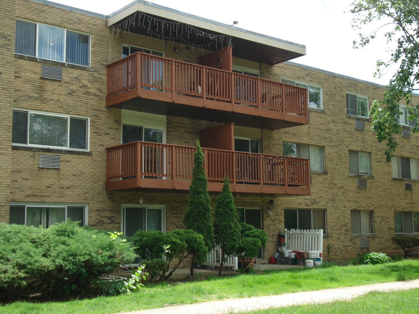 712 Dempster Street F110