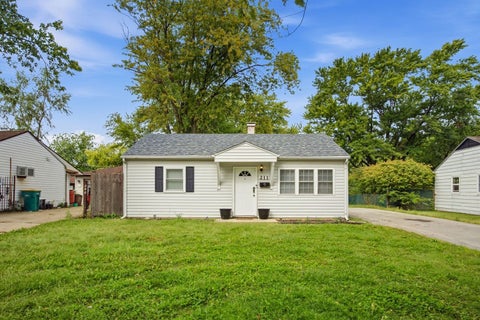 Tiny photo for 211 S Hammes Avenue, Joliet, IL 60436 (MLS # 12759803)