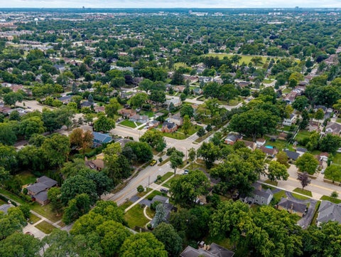 Tiny photo for 301 W Lonnquist Boulevard, Mount Prospect, IL 60056 (MLS # 12761376)