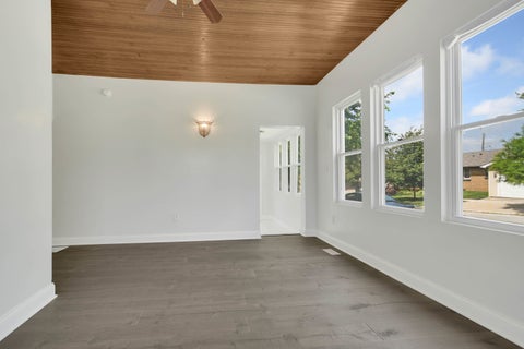 Tiny photo for 12851 Clinton Street, Blue Island, IL 60406 (MLS # 12691126)