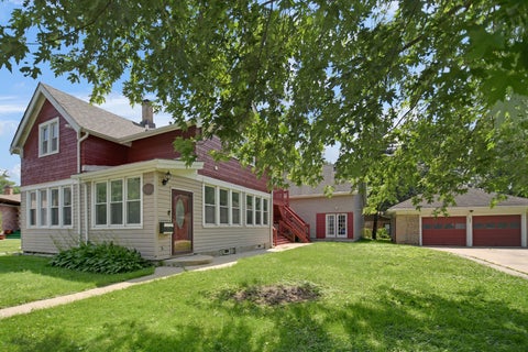 Tiny photo for 12851 Clinton Street, Blue Island, IL 60406 (MLS # 12691126)