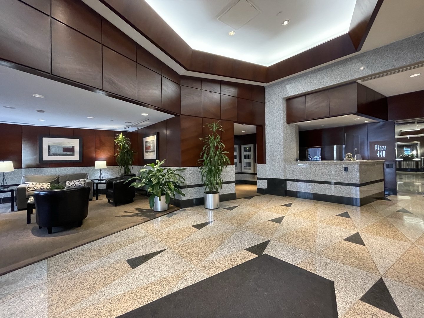 440 N Wabash Avenue 809