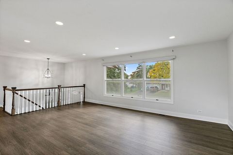 Tiny photo for 530 Ramblewood Court, Lake Zurich, IL 60047 (MLS # 12482698)