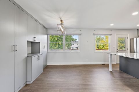 Tiny photo for 530 Ramblewood Court, Lake Zurich, IL 60047 (MLS # 12482698)