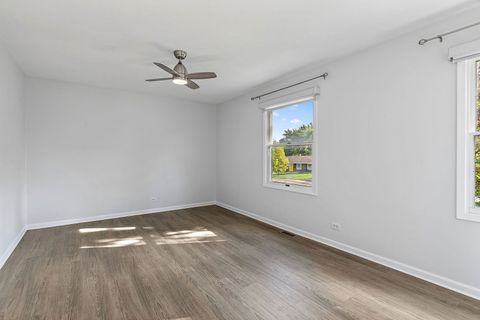 Tiny photo for 530 Ramblewood Court, Lake Zurich, IL 60047 (MLS # 12482698)