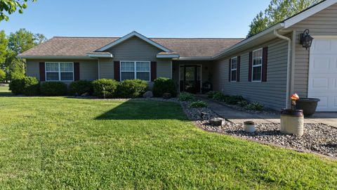 Tiny photo for 14669 Gossett Road, West Frankfort, IL 62896 (MLS # 12624688)