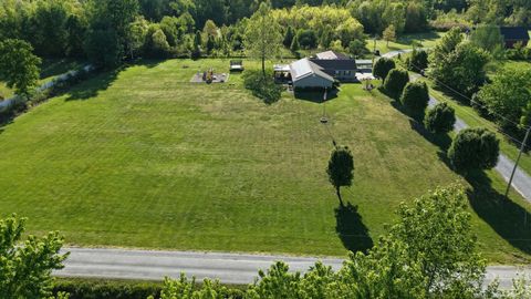 Tiny photo for 14669 Gossett Road, West Frankfort, IL 62896 (MLS # 12624688)