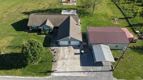 Tiny photo for 14669 Gossett Road, West Frankfort, IL 62896 (MLS # 12624688)