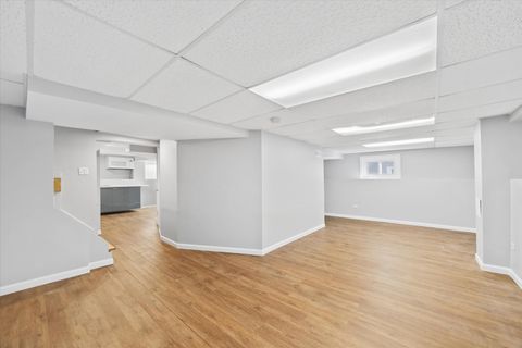 Tiny photo for 542 N Ridgeland Avenue, Oak Park, IL 60302 (MLS # 12601953)