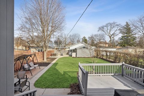 Tiny photo for 542 N Ridgeland Avenue, Oak Park, IL 60302 (MLS # 12601953)