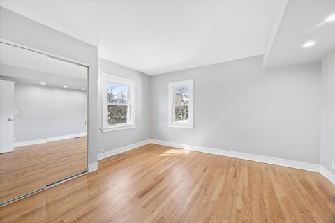 Tiny photo for 542 N Ridgeland Avenue, Oak Park, IL 60302 (MLS # 12601953)