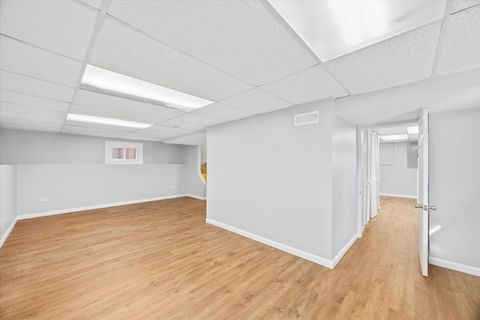 Tiny photo for 542 N Ridgeland Avenue, Oak Park, IL 60302 (MLS # 12601953)