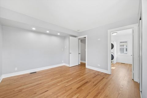 Tiny photo for 542 N Ridgeland Avenue, Oak Park, IL 60302 (MLS # 12601953)