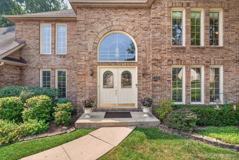 Tiny photo for 425 Brentwood Court, Roselle, IL 60172 (MLS # 12704487)